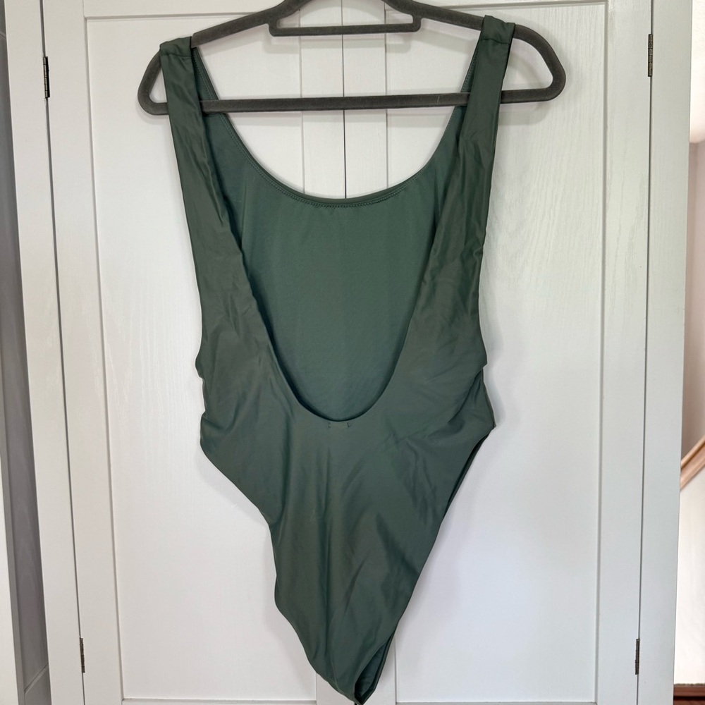 Aerie One Piece Swimsuit Women’s Large Long Torso Green Scoop Back High Cut - Picture 5 of 8